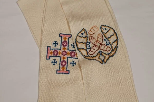 Embroidery Fish & Bread Stole (1)