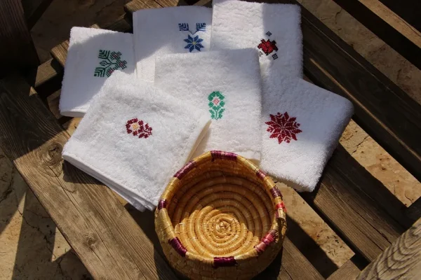 Hand-Embroidery-Towel-2.jpg Hand-Embroidery-Towel-2.jpg
