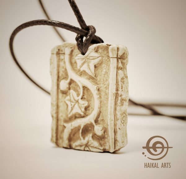 Old-Palestinian-Ivy-Tile-Pendant-2.jpg
