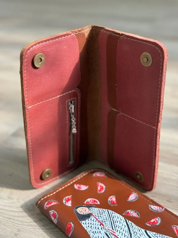 Womens-Leather-Wallet-3.jpg