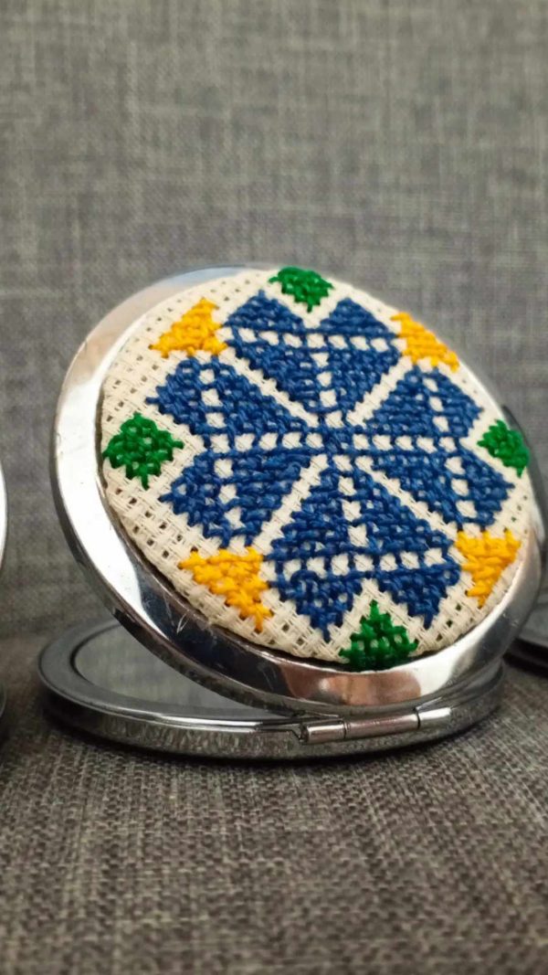 embroidery-mirror-1.jpg