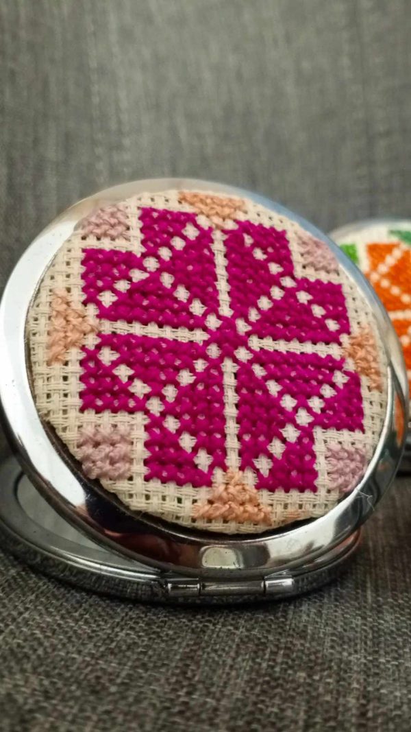 embroidery-mirror-3.jpg