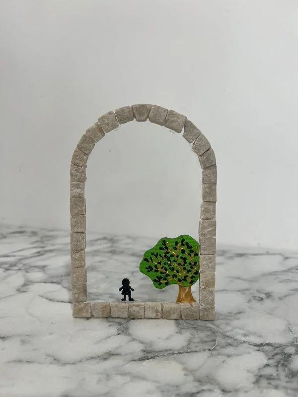 glass-decor-piece-4.jpg glass-decor-piece-4.jpg