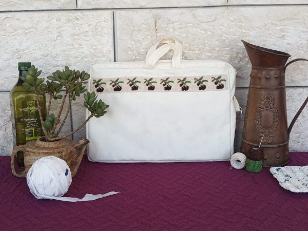 olive-leaves-laptop-bag.jpg
