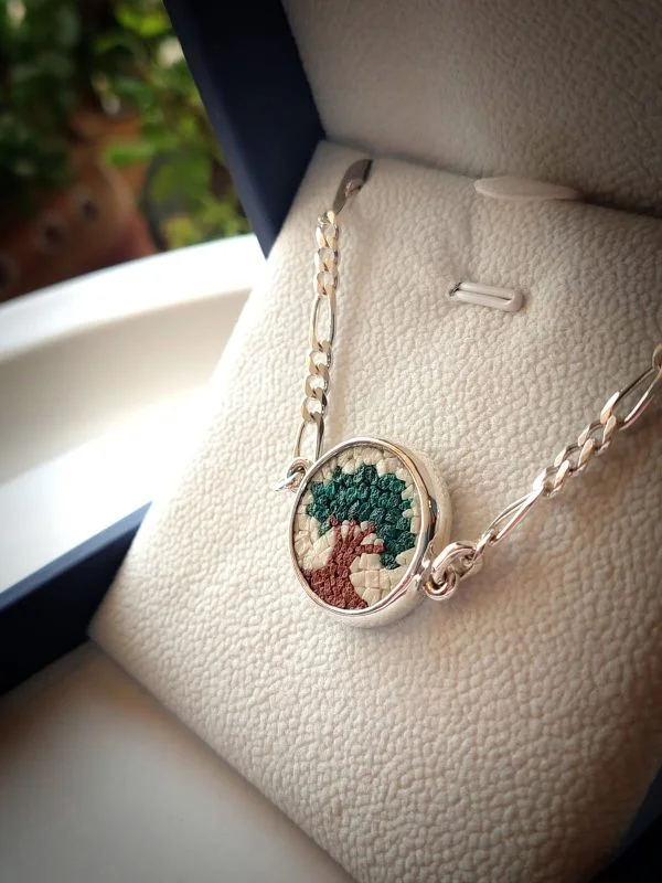 olive-tree-bracelet-1.jpg