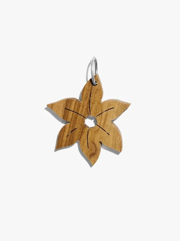 olive-wood-leaf-pendant-4.jpg olive-wood-leaf-pendant-4.jpg