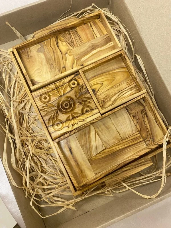 Olive wood tray with serving set