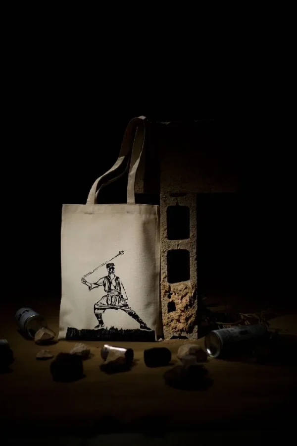 tote-bag-.jpg tote-bag-.jpg