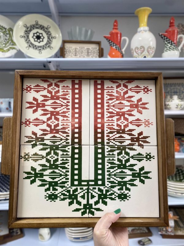 tray30x30-1-1.jpg