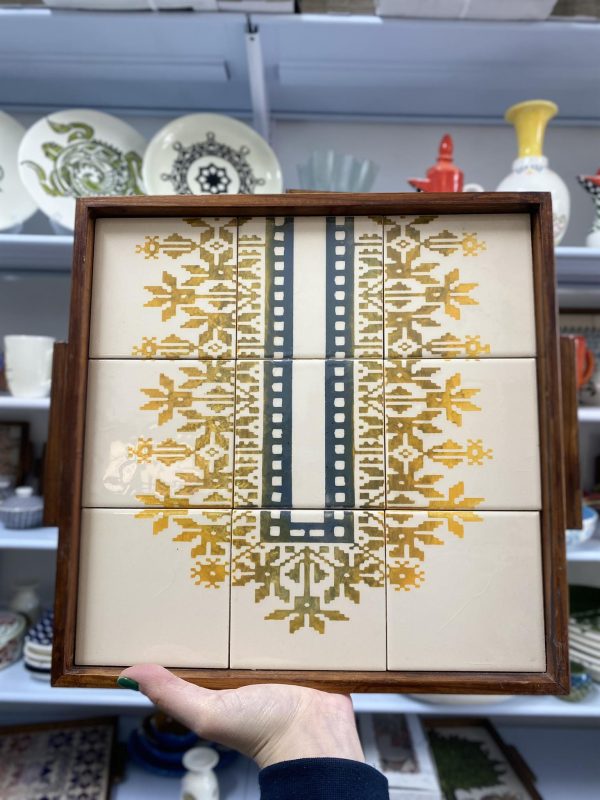 tray30x30.jpg
