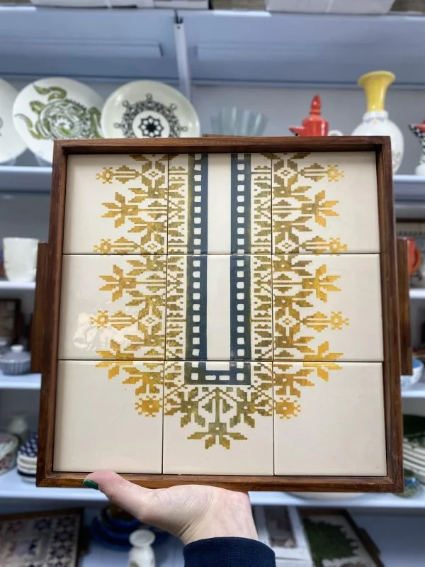 tray30x30.jpg tray30x30.jpg