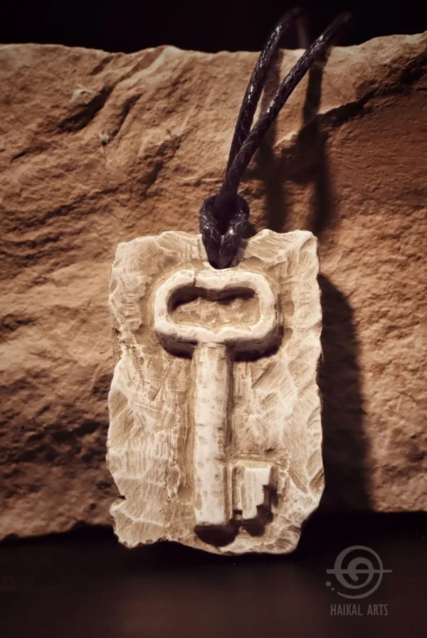 stone key pendant (2)