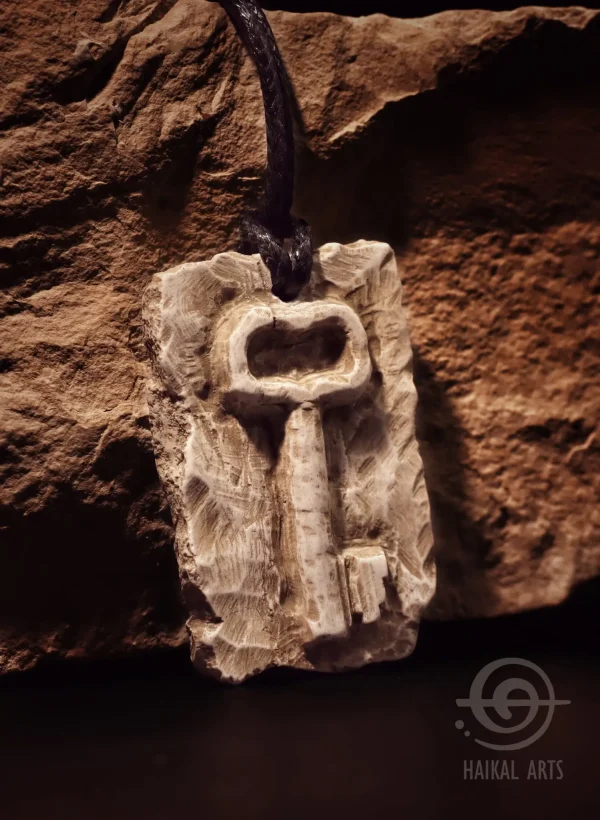 stone key pendant (3) stone key pendant (3)