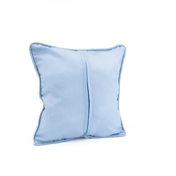 awu070 (3) awu070 (3)