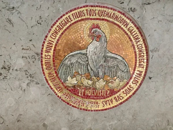 Mother Hen Embroidered Stole (1) Mother Hen Embroidered Stole (1)