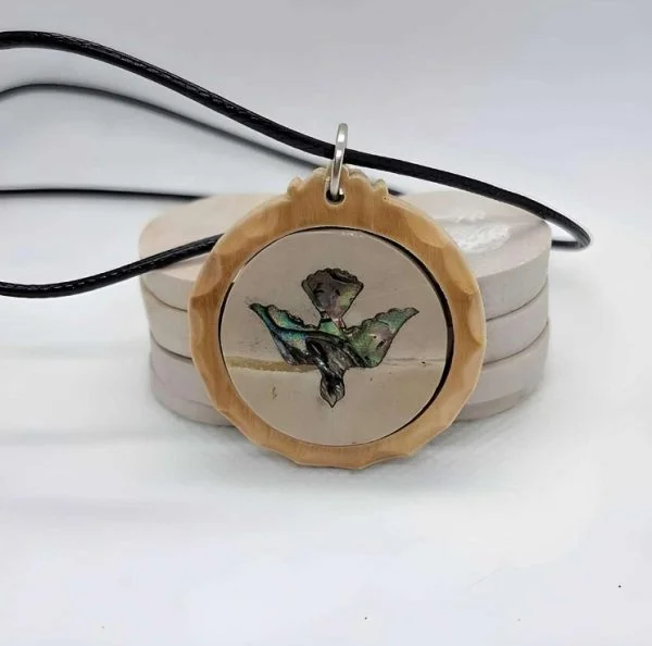 stone and olive wood pendant (16)