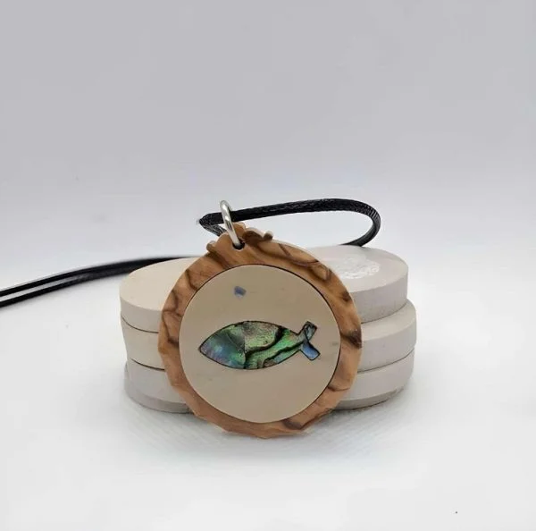 stone and olive wood pendant (4)