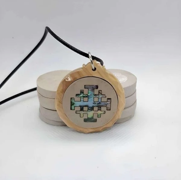 stone and olive wood pendant (7)